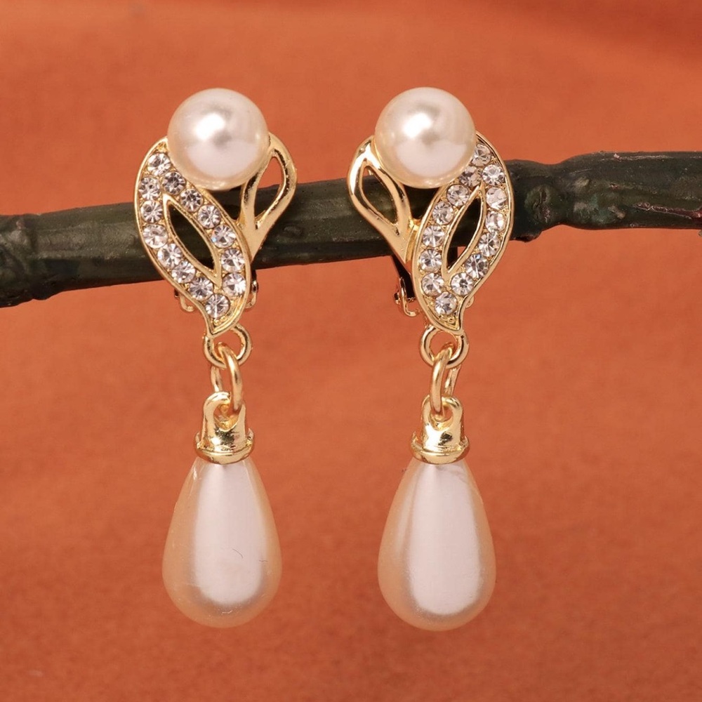 Fashion Drop Shape Pearl Elegant Earrings Set For Women's Party, Bridal In Gold
